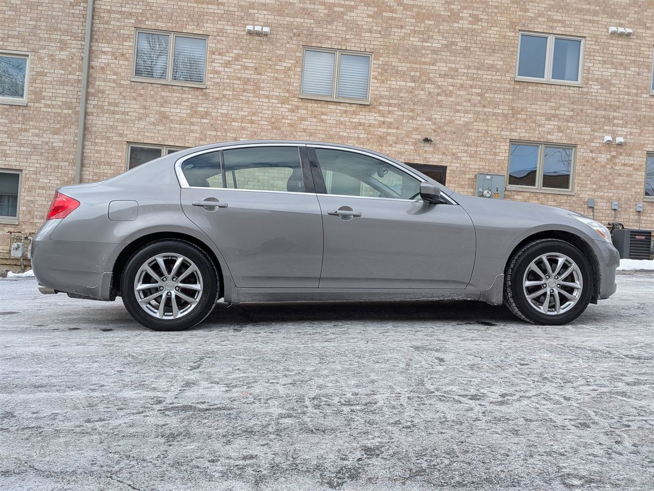 Infiniti G Sedan G37x AWD 2009