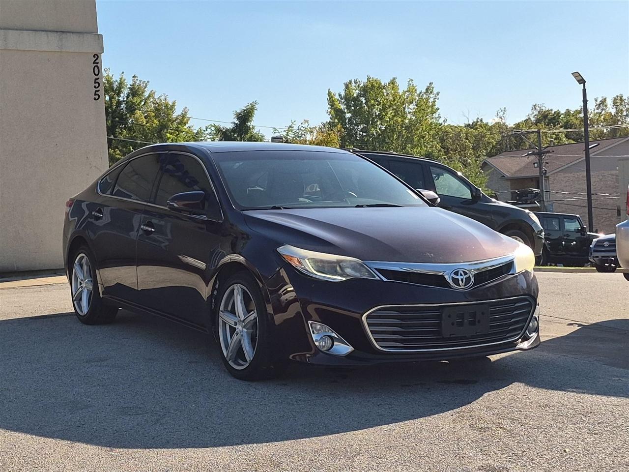 Toyota Avalon Limited 4D Sedan 2013