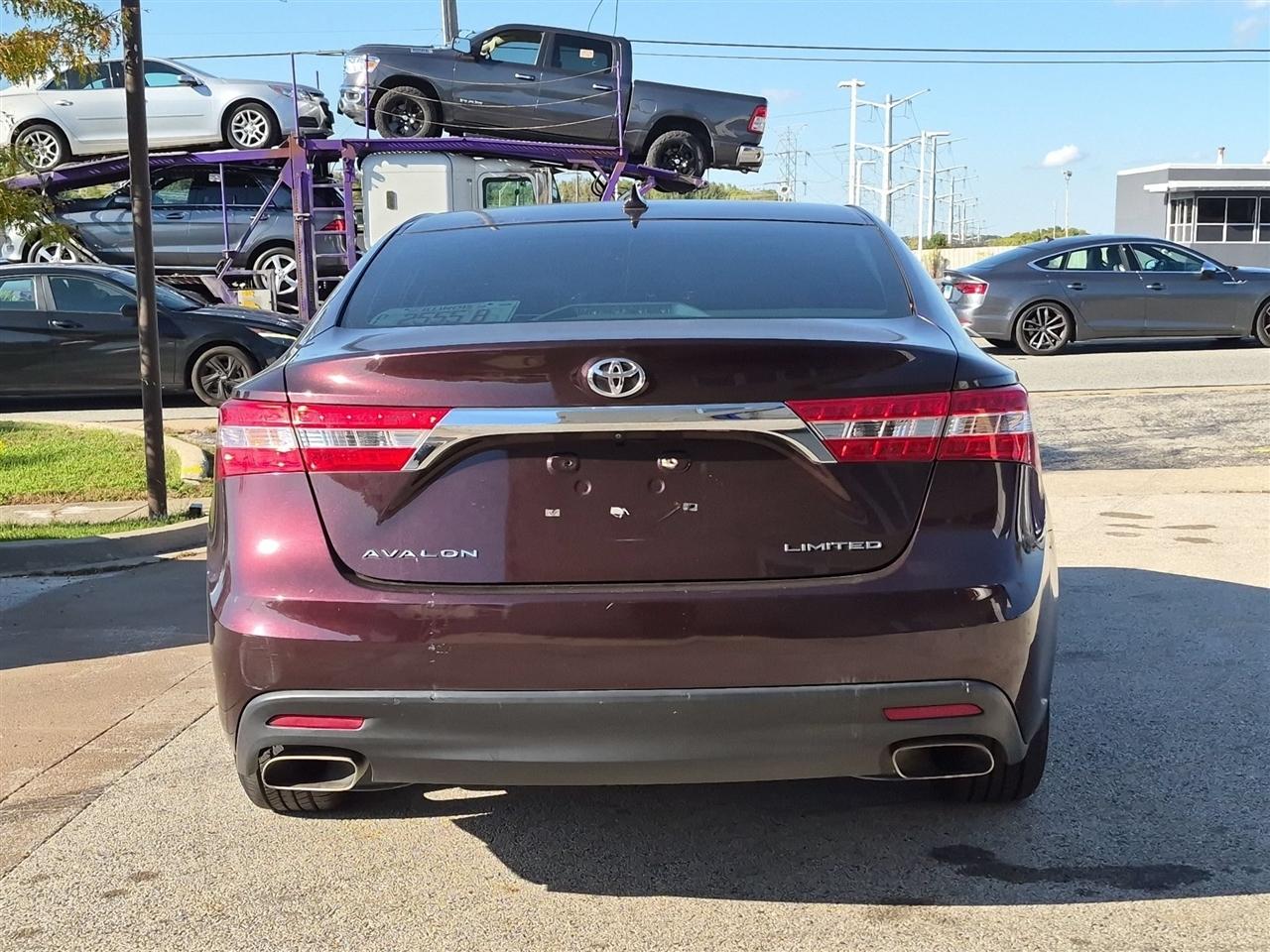 Toyota Avalon Limited 4D Sedan 2013