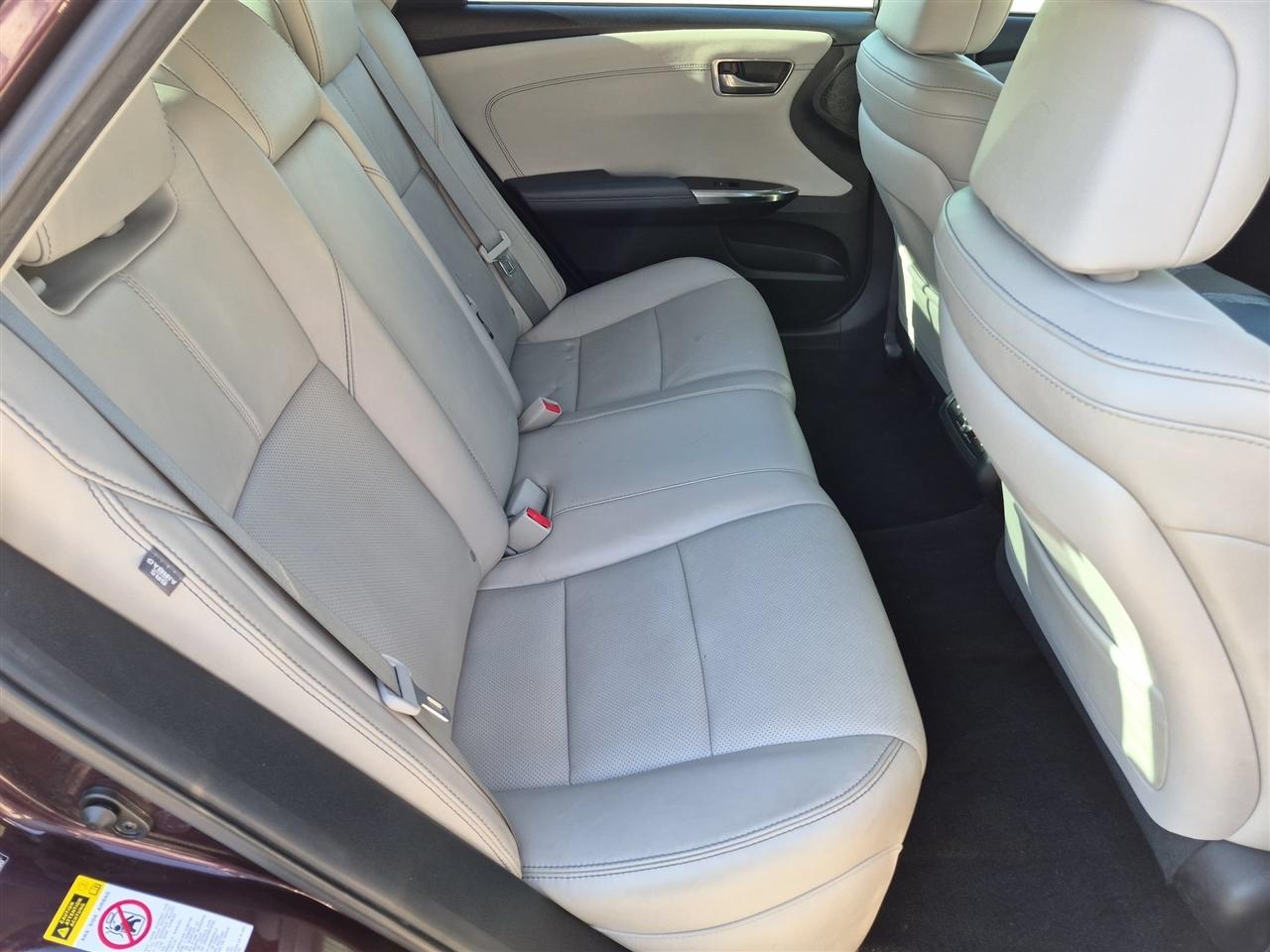 Toyota Avalon Limited 4D Sedan 2013