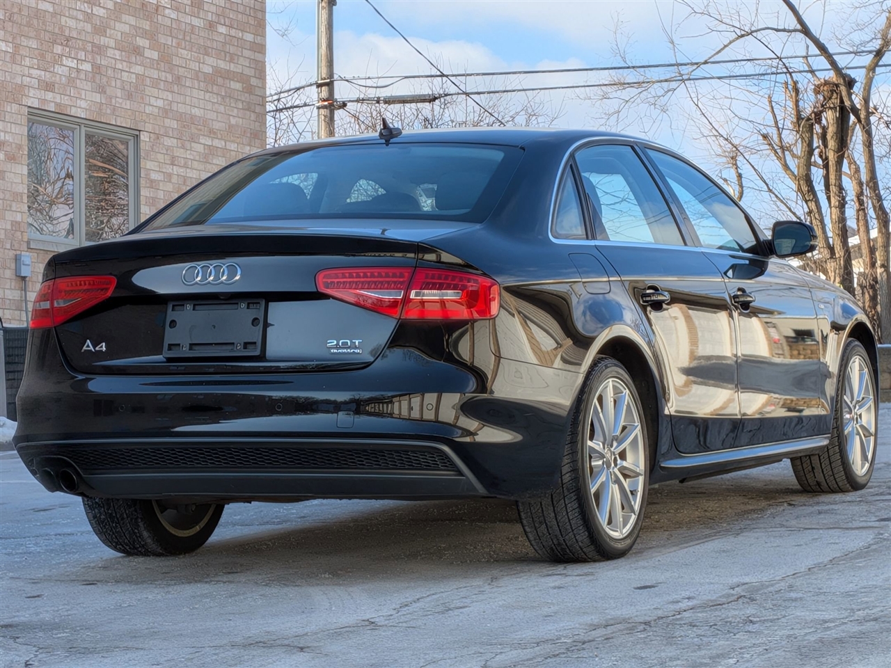 Audi A4 2.0T Premium Plus quattro Sedan AWD 8A 2016