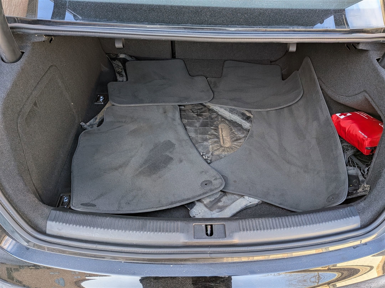 Audi A4 2.0T Premium Plus quattro Sedan AWD 8A 2016