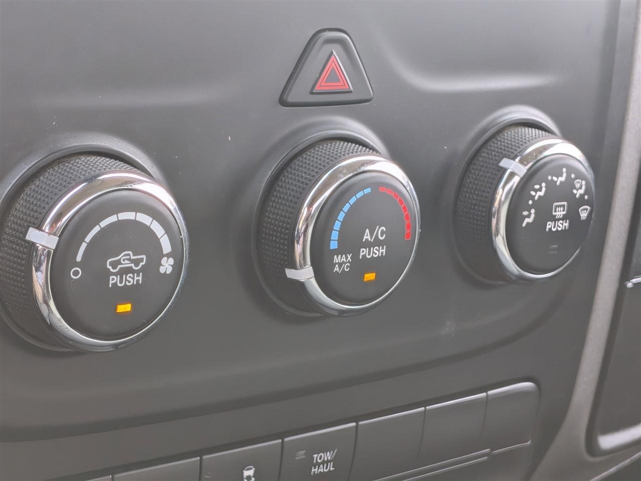 RAM 1500 Classic Tradesman Regular Cab SWB 4WD 2020