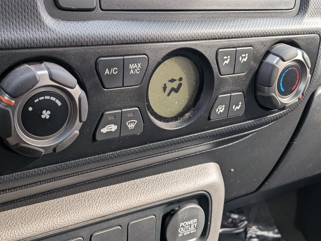 Honda Ridgeline RT 2012