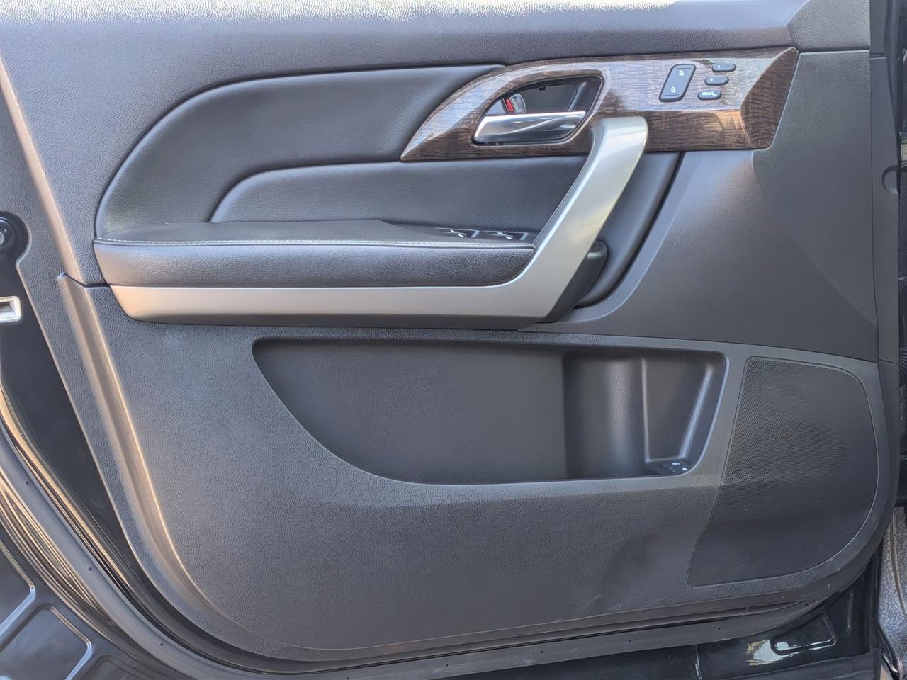 Acura MDX SH-AWD 4dr Advance/Entertainment Pkg 2010