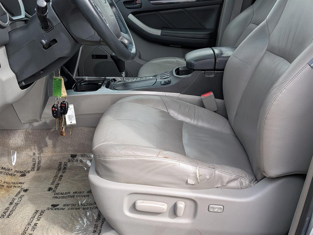 Toyota 4Runner Limited 4WD V8 2006