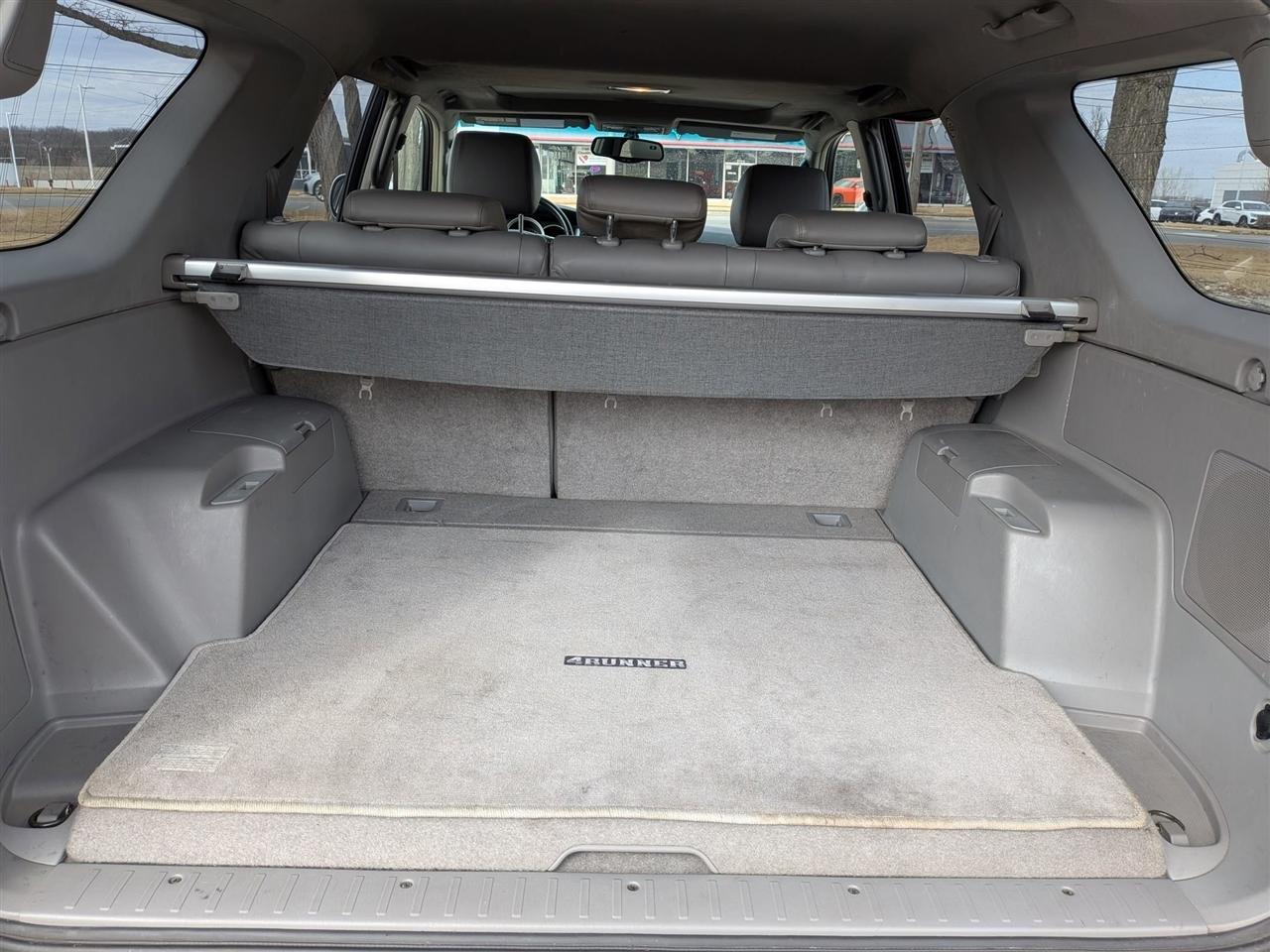 Toyota 4Runner Limited 4WD V8 2006