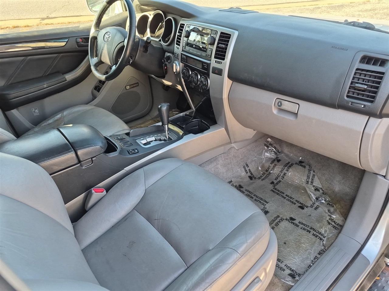 Toyota 4Runner Limited 4WD V8 2006