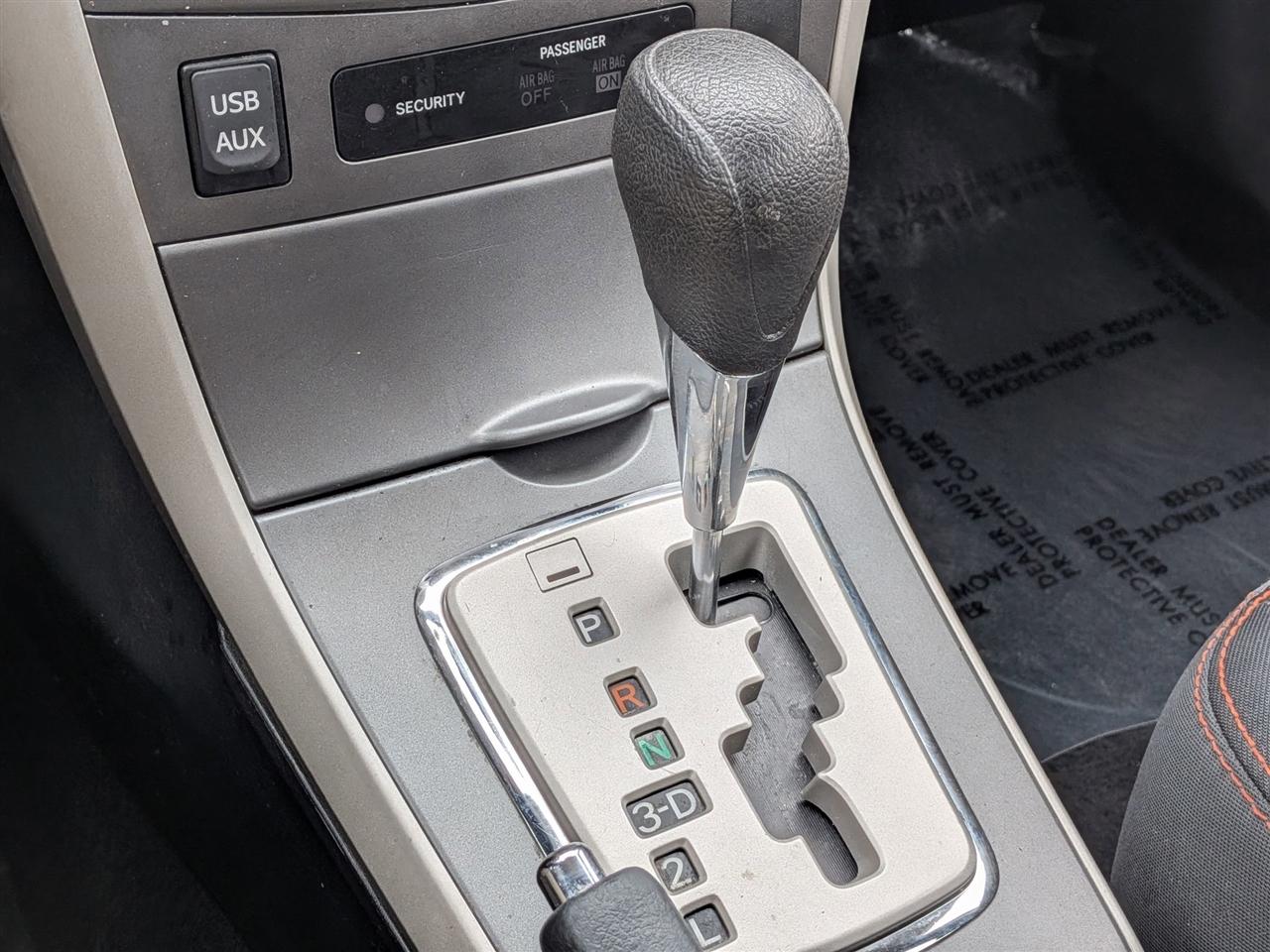 Toyota Corolla S 5-Speed MT 2013