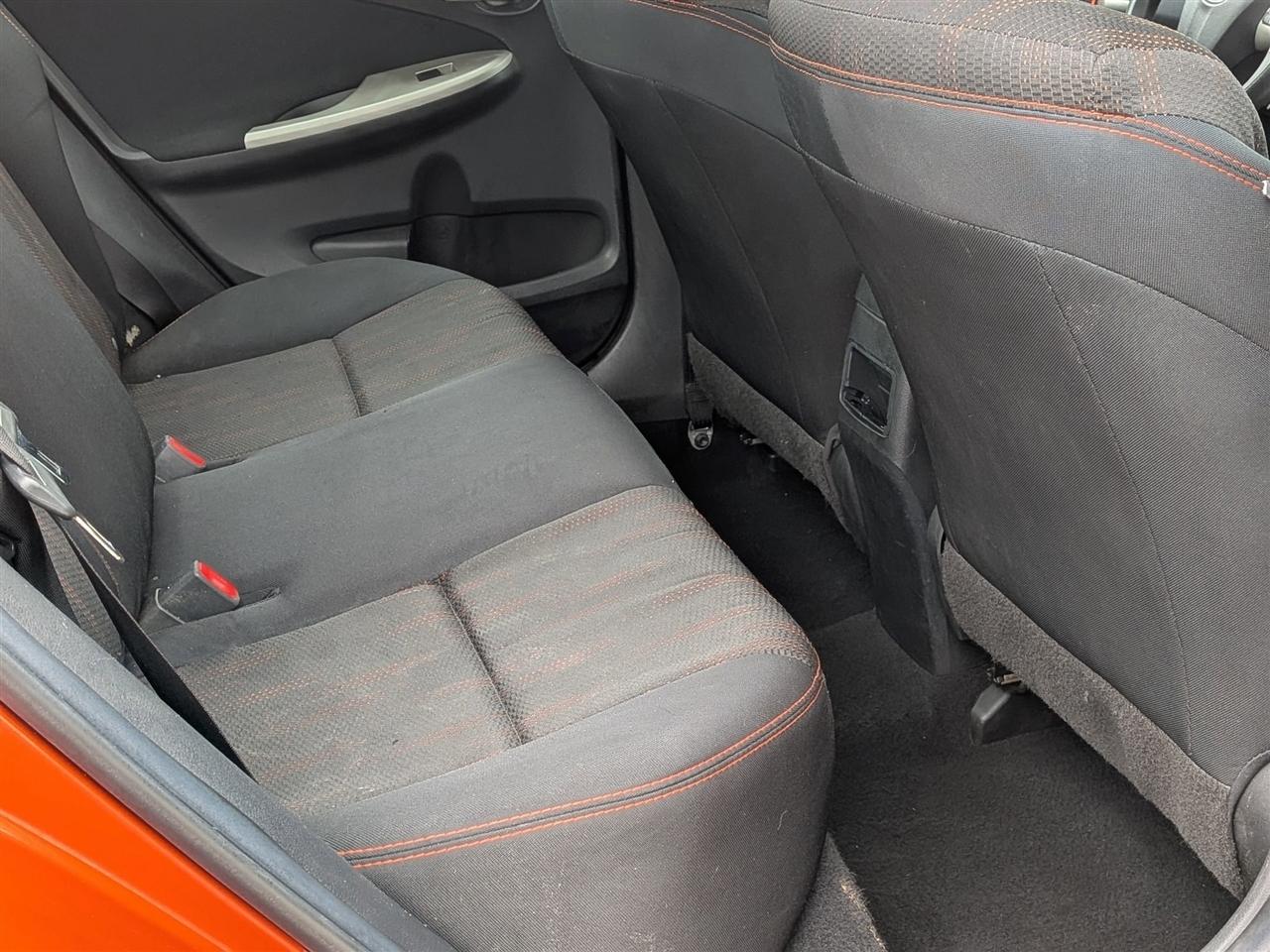 Toyota Corolla S 5-Speed MT 2013