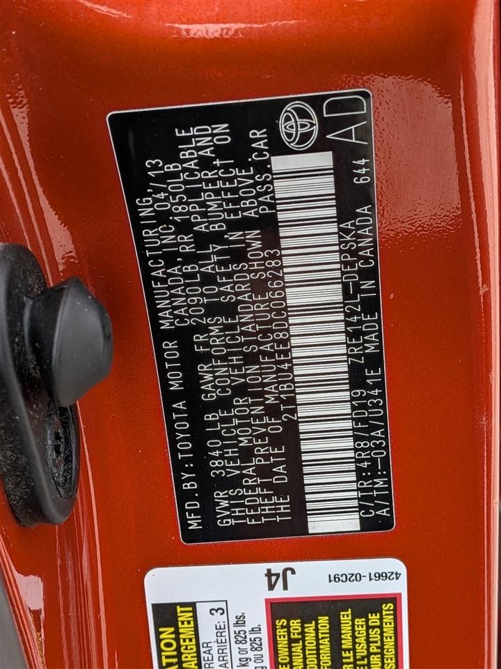 Toyota Corolla S 5-Speed MT 2013