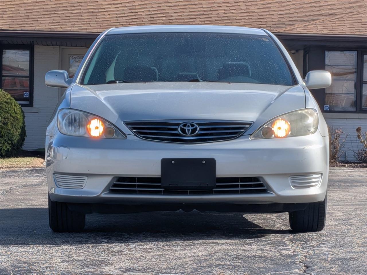 Toyota Camry LE V6 2006