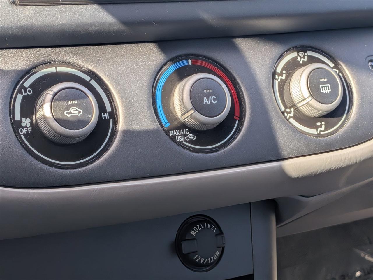 Toyota Camry LE V6 2006