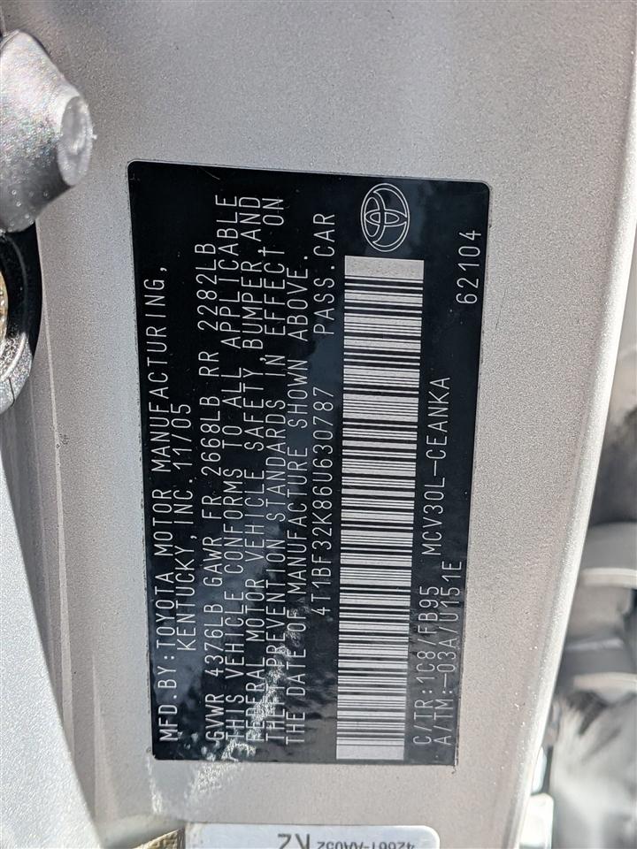 Toyota Camry LE V6 2006