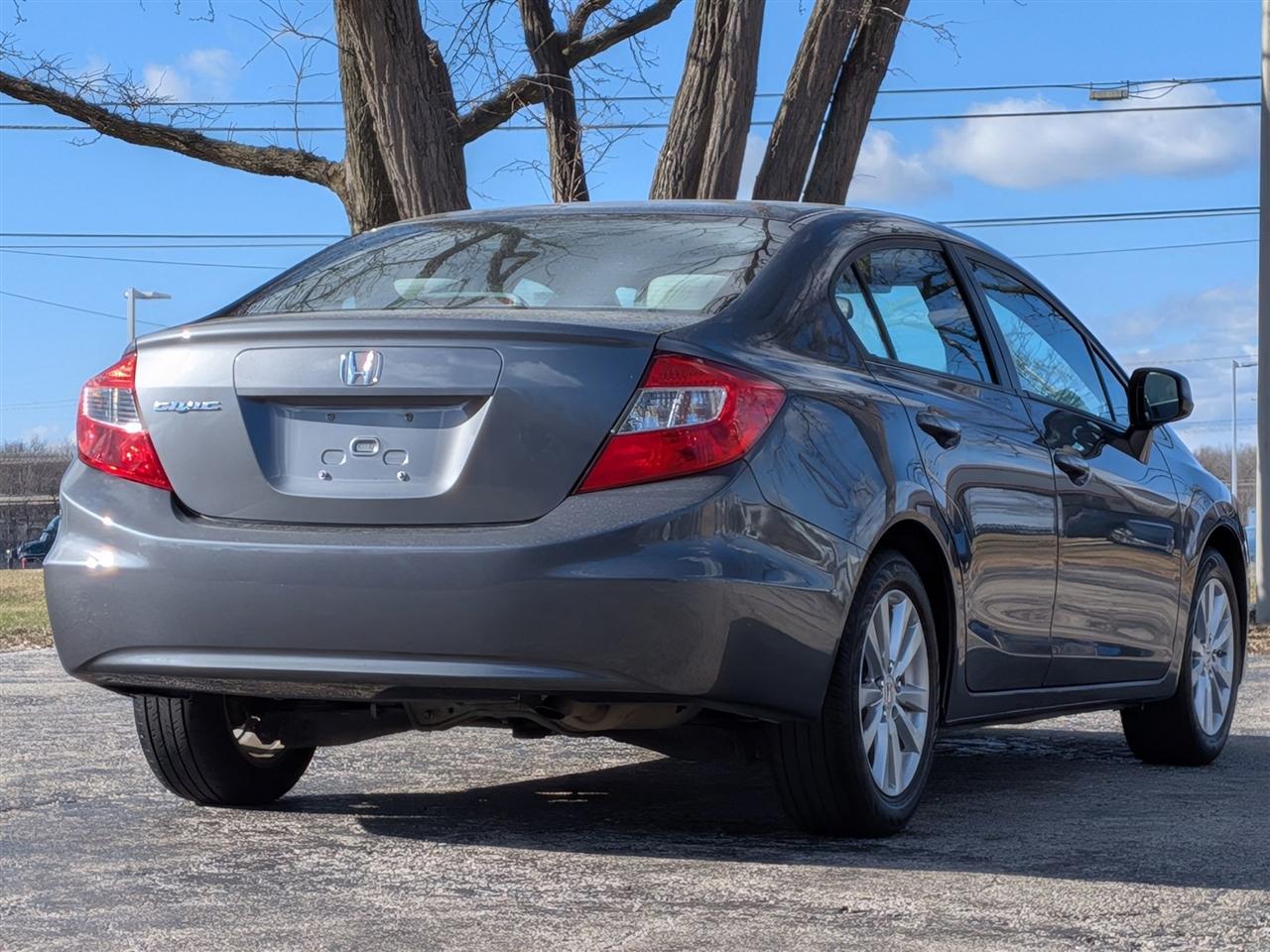 Honda Civic EX Sedan 5-Speed AT 2012
