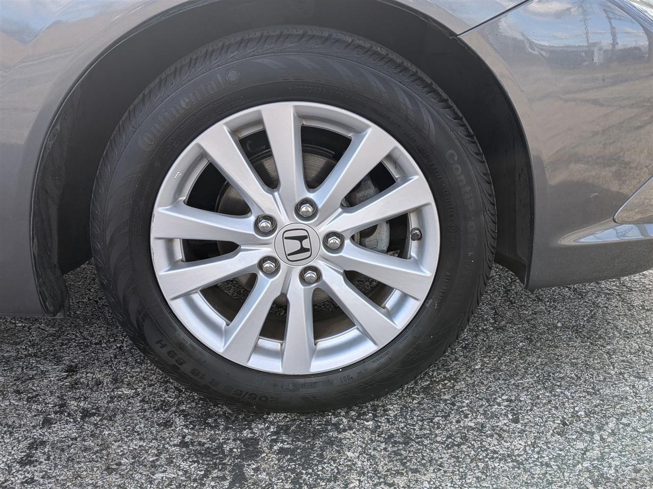 Honda Civic EX Sedan 5-Speed AT 2012