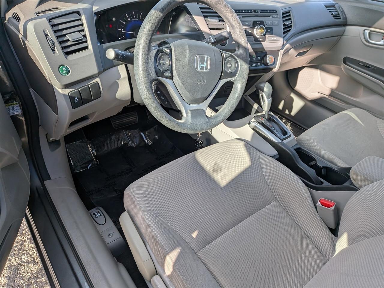 Honda Civic EX Sedan 5-Speed AT 2012