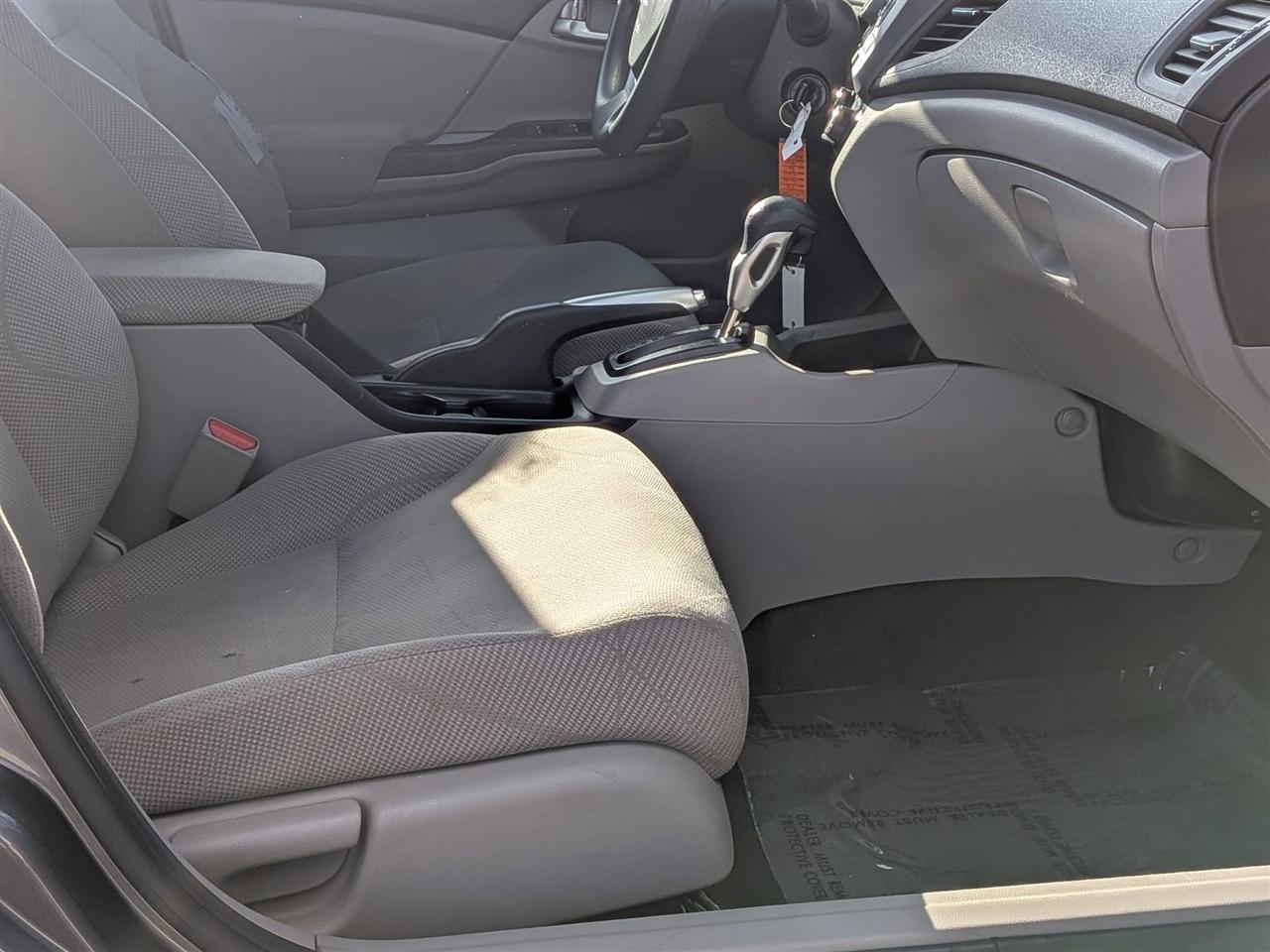 Honda Civic EX Sedan 5-Speed AT 2012