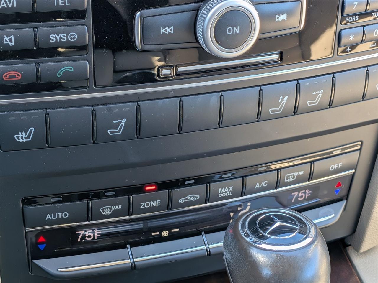 Mercedes-Benz E-Class E350 Cabriolet 2011