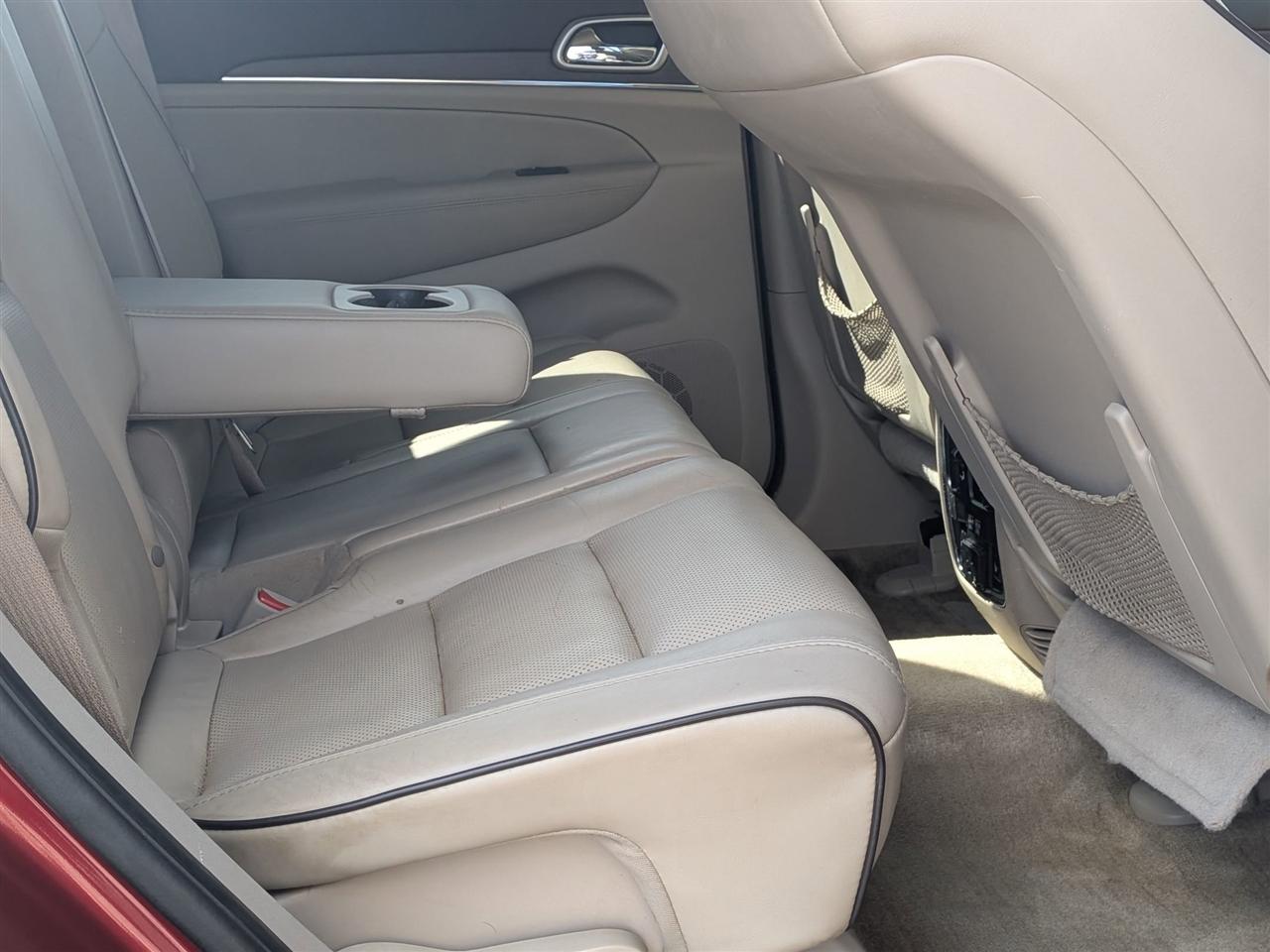 Jeep Grand Cherokee Overland 4D SUV 4WD 2015