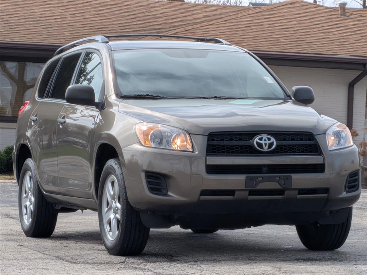 Toyota RAV4 Base I4 4WD 2011