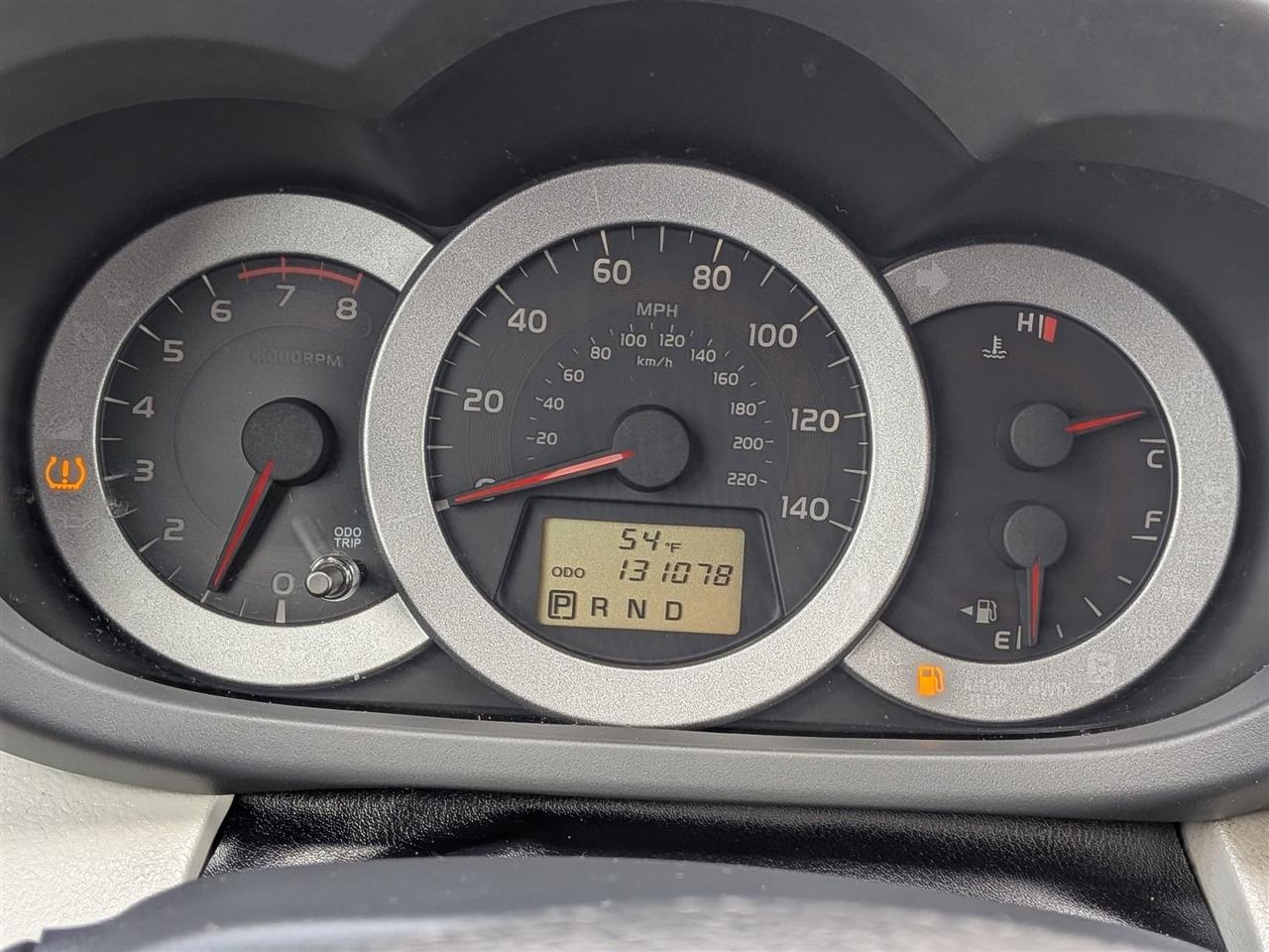 Toyota RAV4 Base I4 4WD 2011