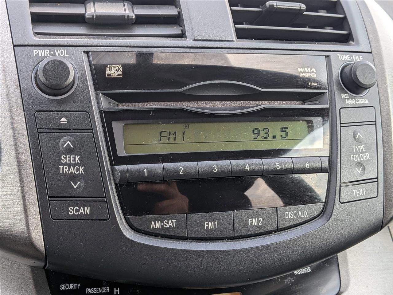 Toyota RAV4 Base I4 4WD 2011