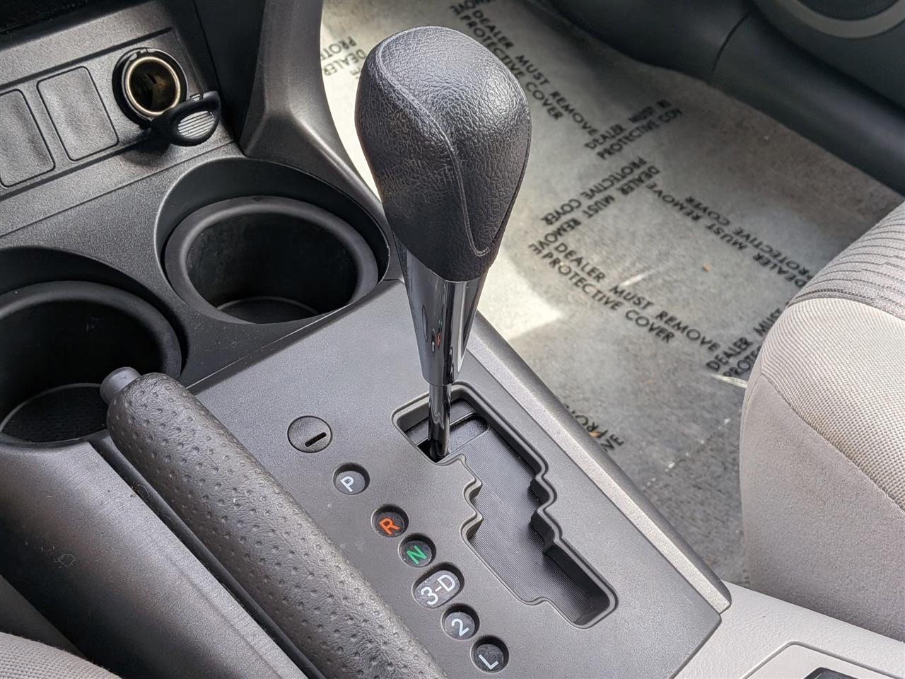 Toyota RAV4 Base I4 4WD 2011