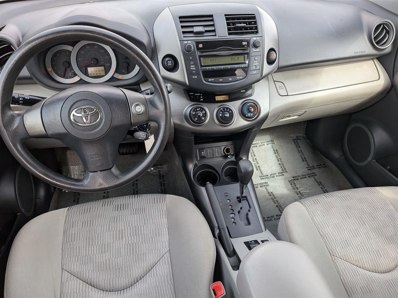Toyota RAV4 Base I4 4WD 2011