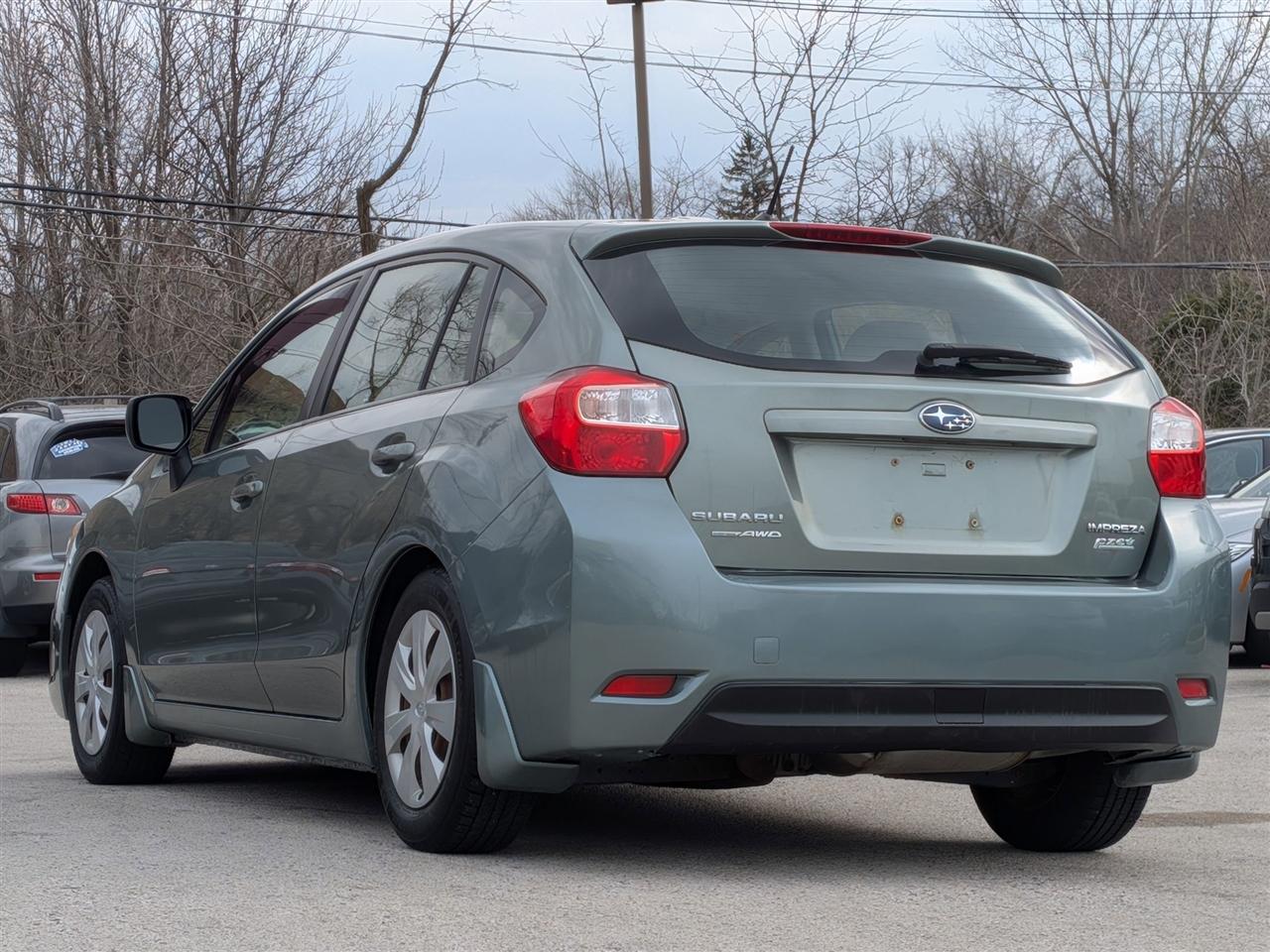 Subaru Impreza Base 4D Wagon 2014
