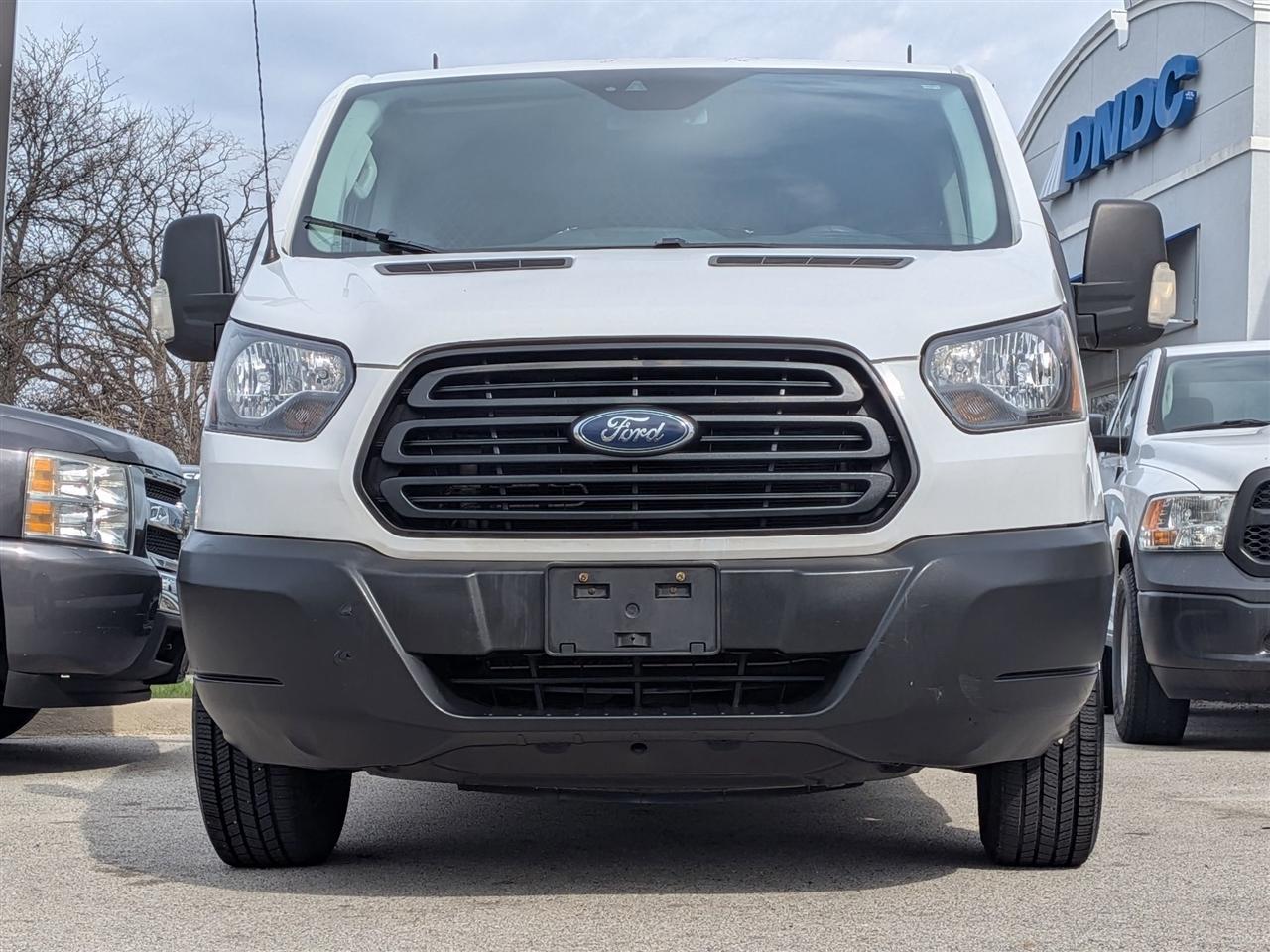 Ford Transit 150 Van Low Roof w/Sliding Pass. 130-in. WB 2019