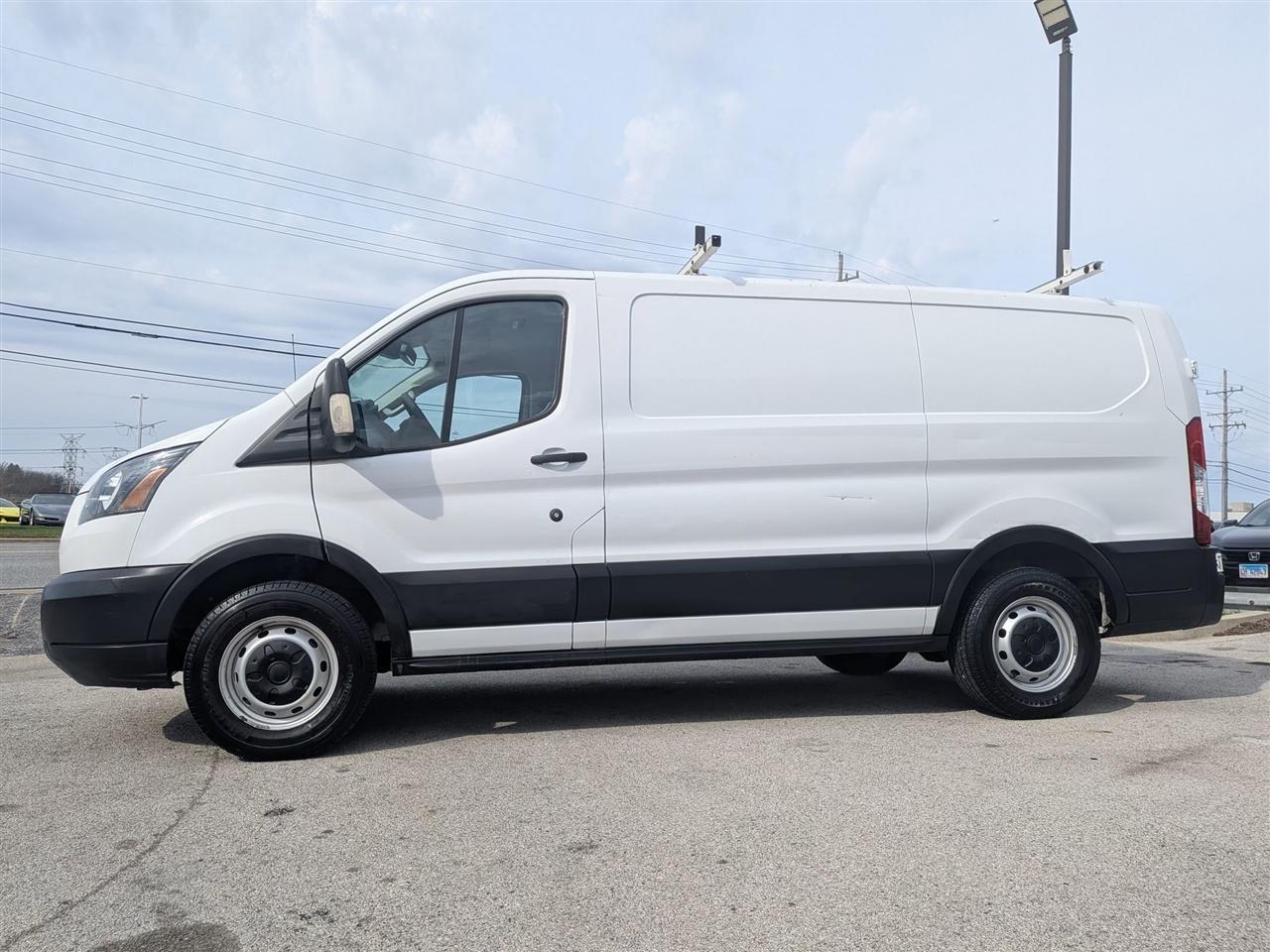 Ford Transit 150 Van Low Roof w/Sliding Pass. 130-in. WB 2019