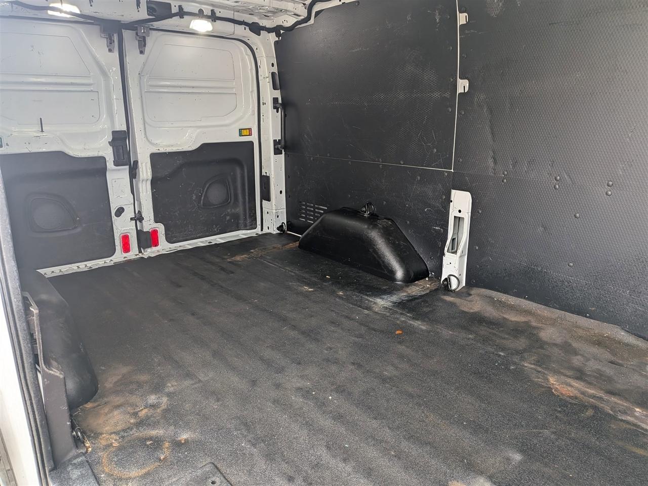 Ford Transit 150 Van Low Roof w/Sliding Pass. 130-in. WB 2019