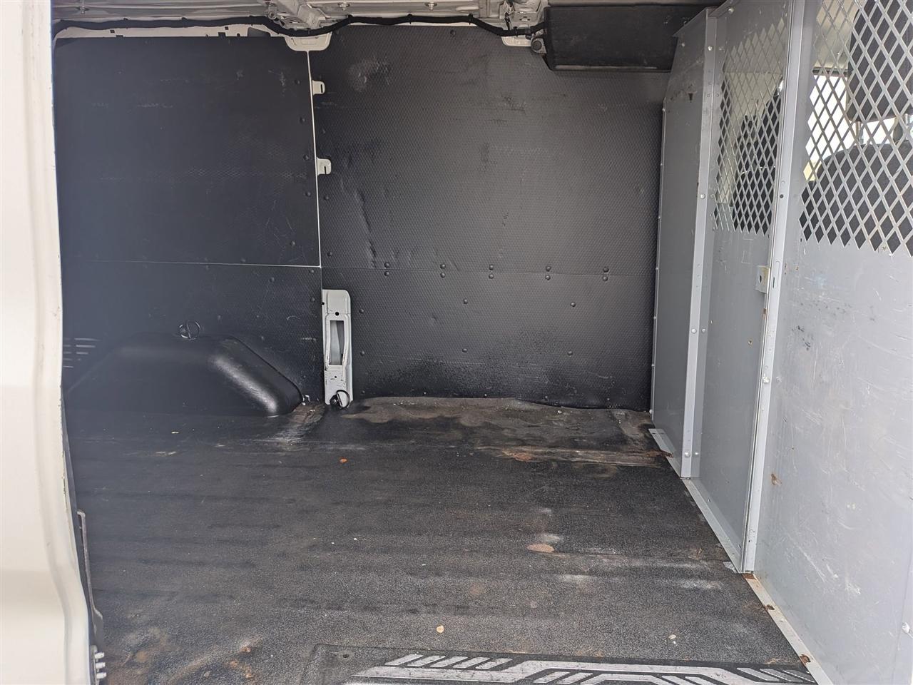 Ford Transit 150 Van Low Roof w/Sliding Pass. 130-in. WB 2019