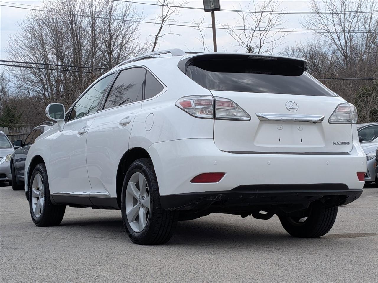 Lexus RX 350 4D SUV AWD 2011