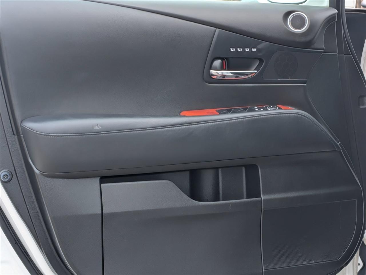 Lexus RX 350 4D SUV AWD 2011