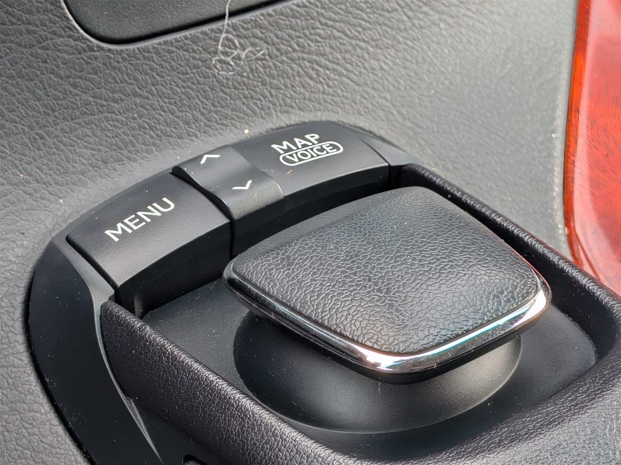 Lexus RX 350 4D SUV AWD 2011