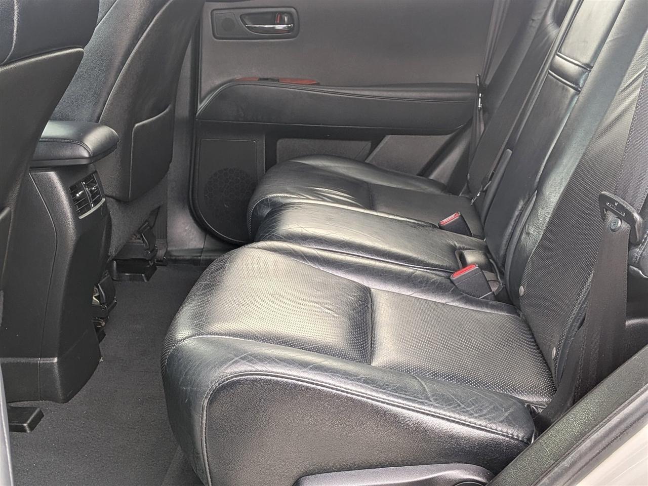 Lexus RX 350 4D SUV AWD 2011