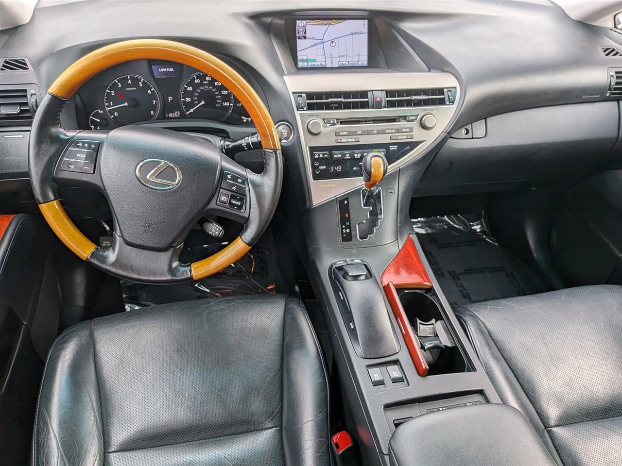 Lexus RX 350 4D SUV AWD 2011