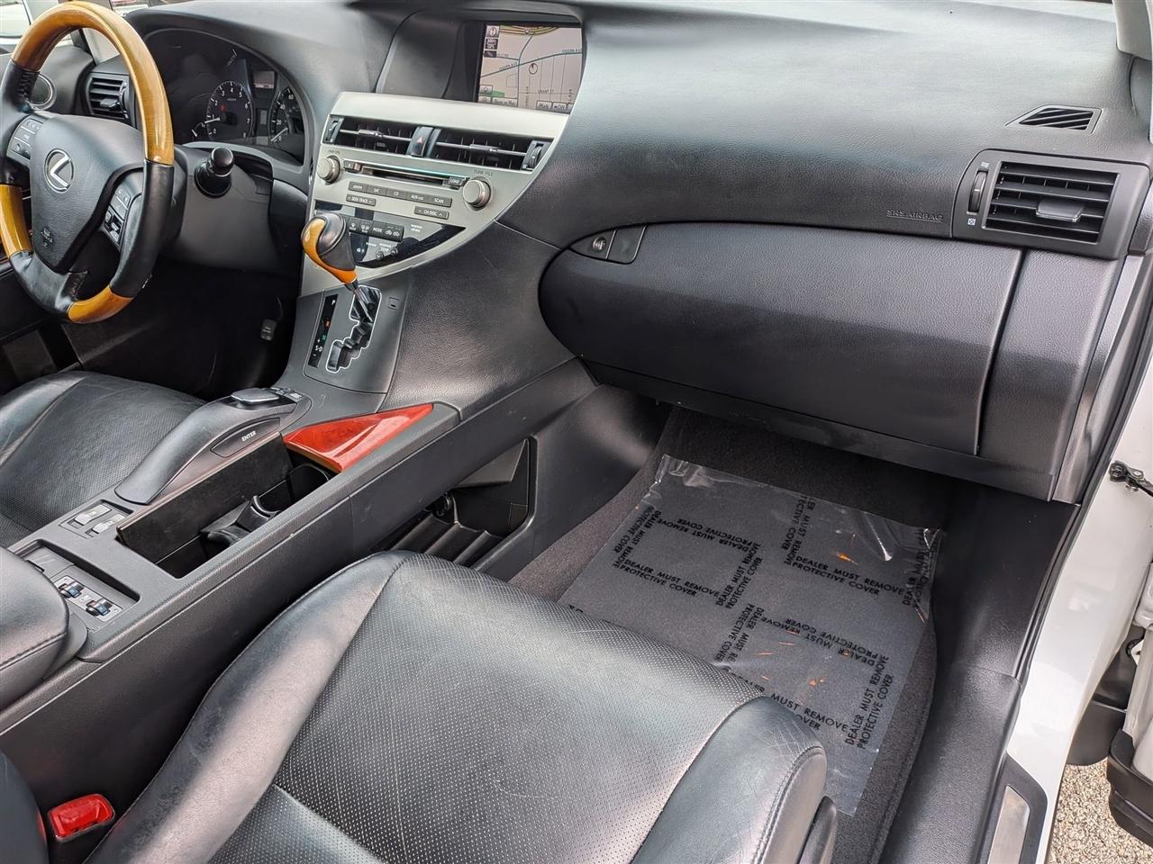 Lexus RX 350 4D SUV AWD 2011