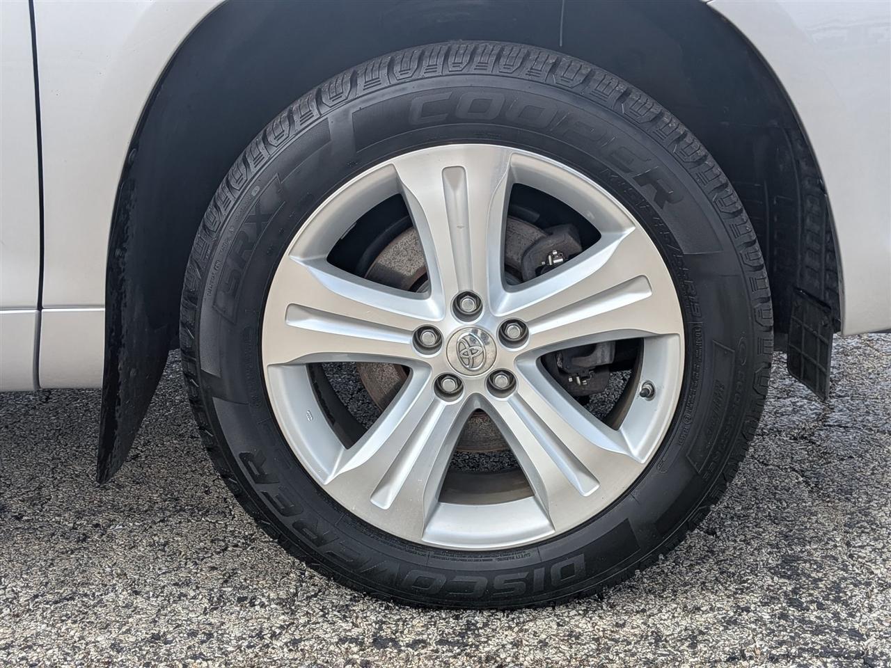 Toyota Highlander Limited 4D SUV AWD 2009