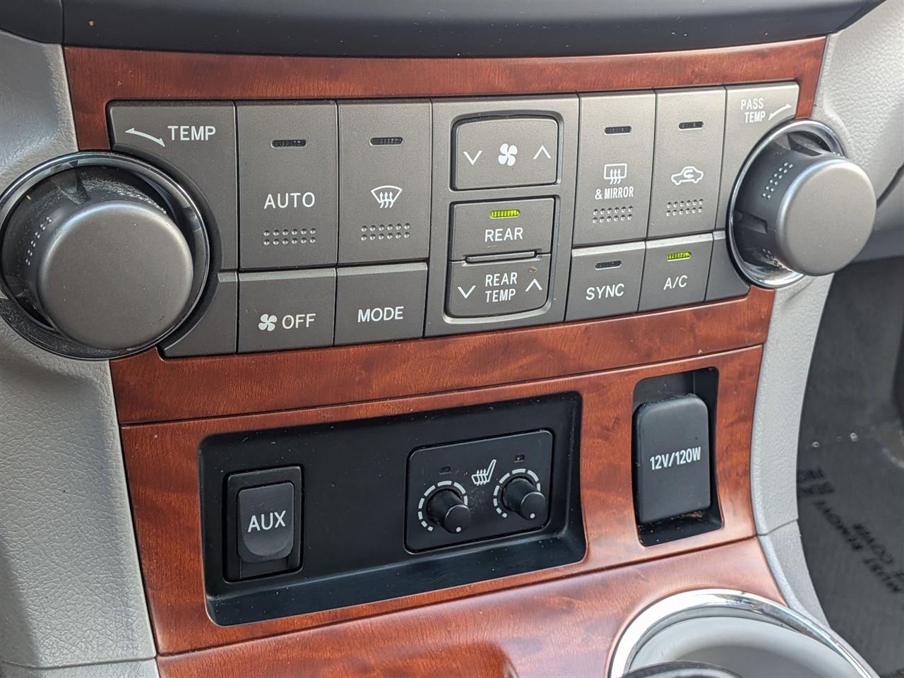 Toyota Highlander Limited 4D SUV AWD 2009