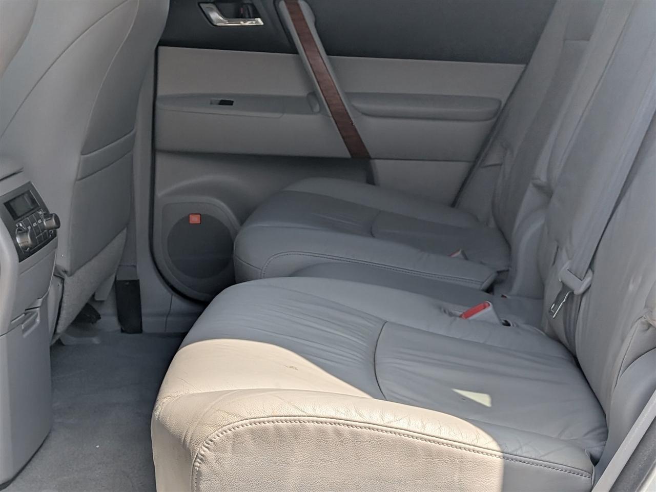 Toyota Highlander Limited 4D SUV AWD 2009