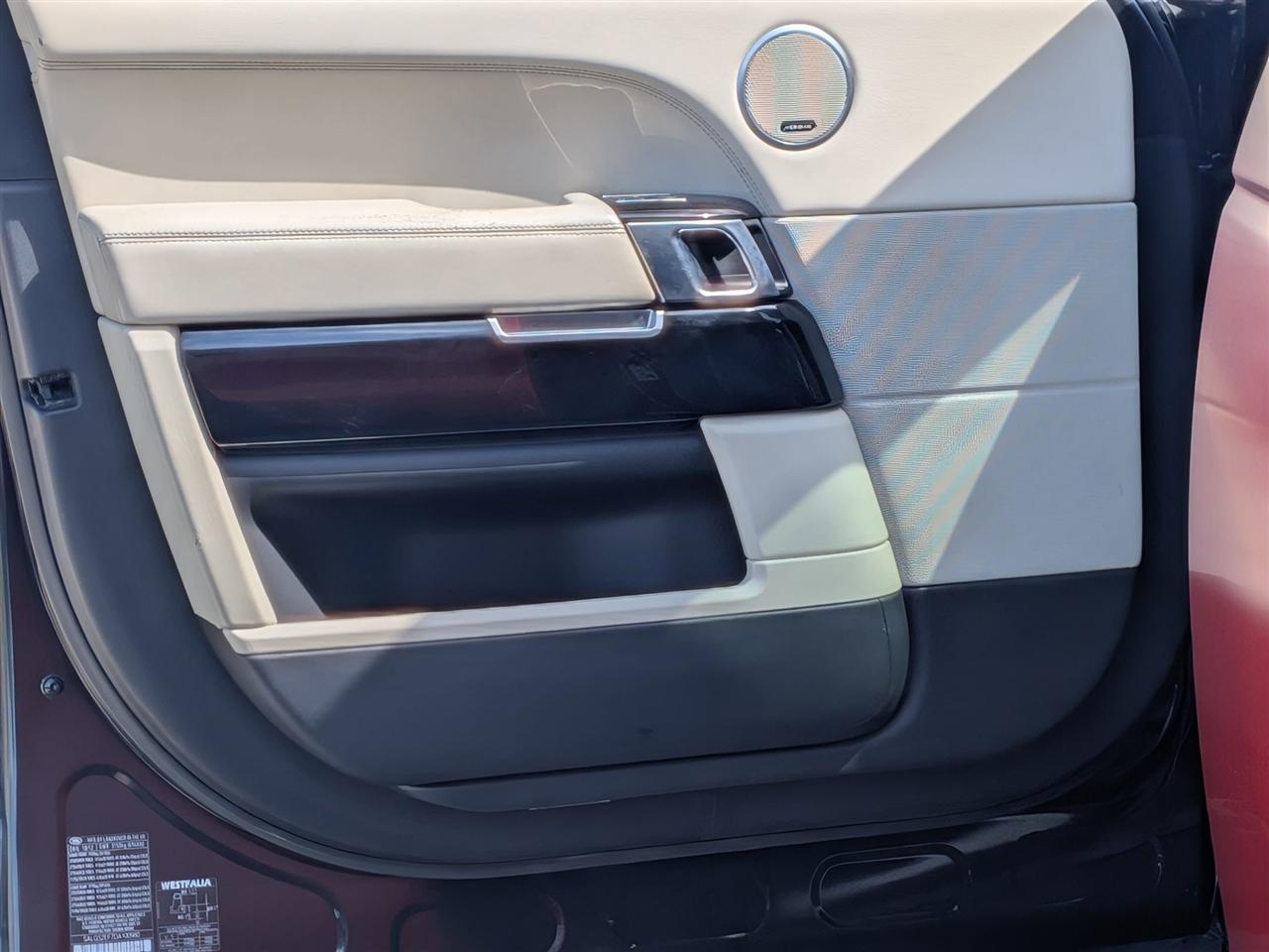 Land Rover Range Rover 5.0L V8 Supercharged 2013