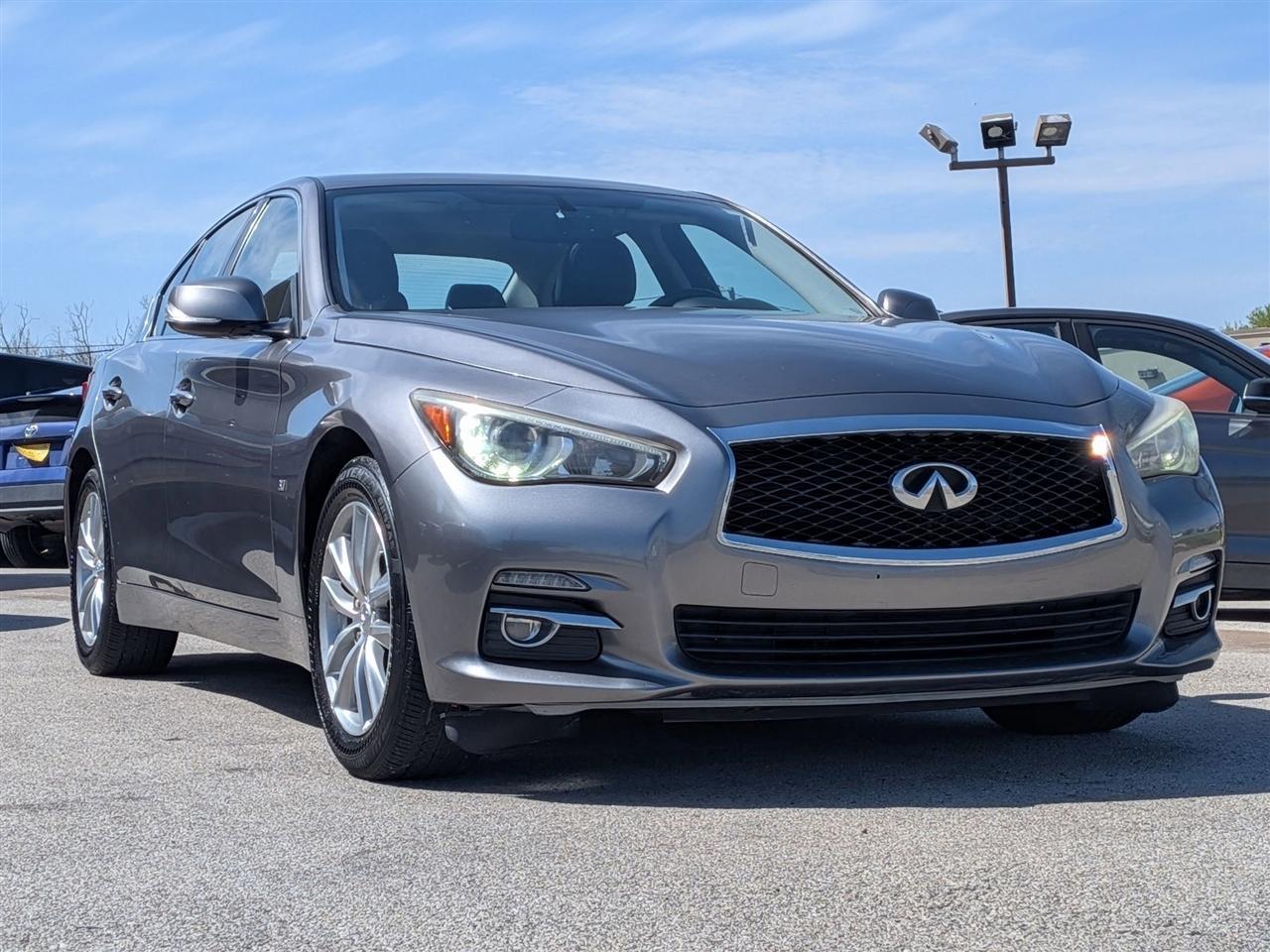 Infiniti Q50 Premium AWD 2014