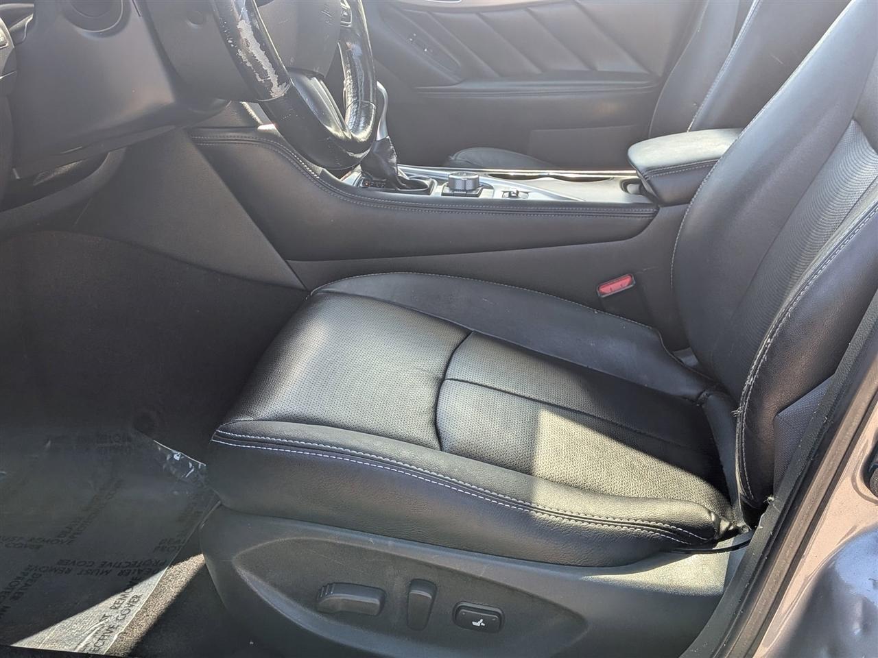 Infiniti Q50 Premium AWD 2014