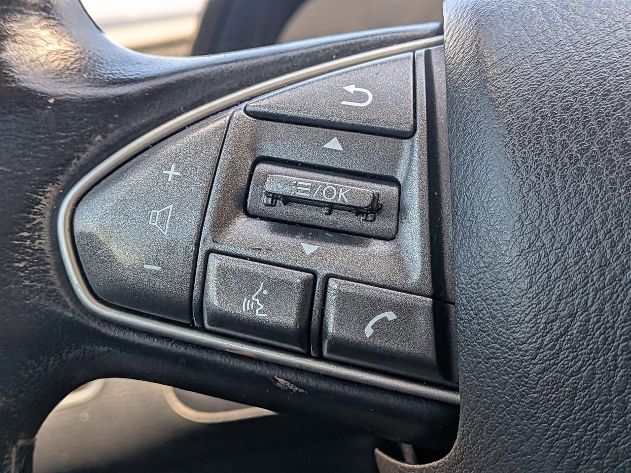 Infiniti Q50 Premium AWD 2014