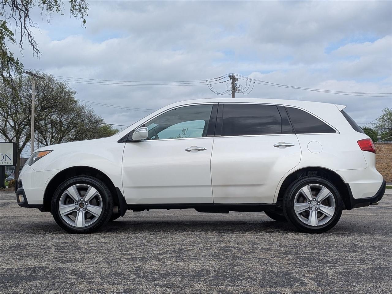 Acura MDX SH-AWD w/Technology Package 2011