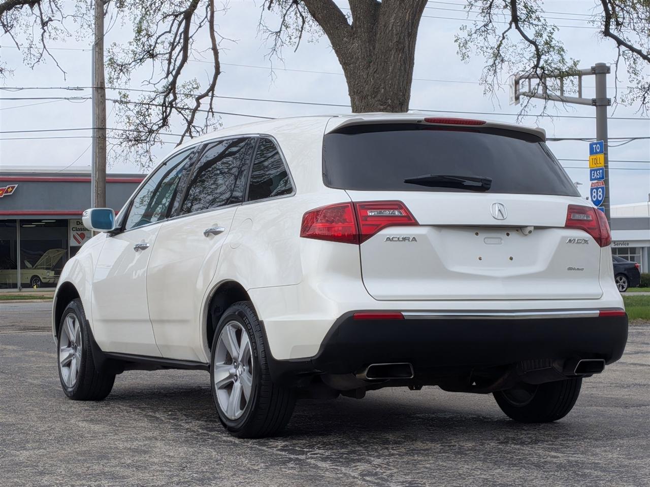 Acura MDX SH-AWD w/Technology Package 2011