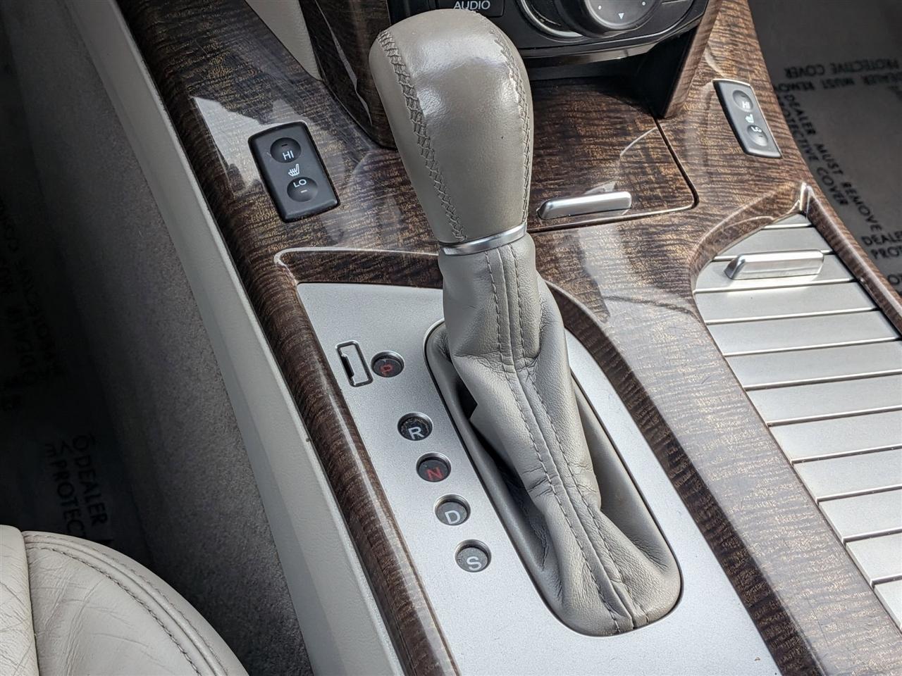 Acura MDX SH-AWD w/Technology Package 2011